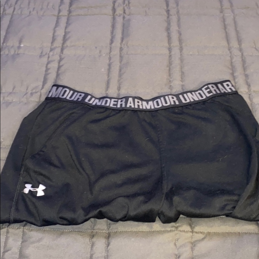 black under armour joggers